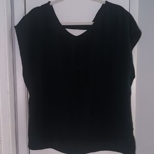 Elizabeth & Clarke Forest Green Women's Top